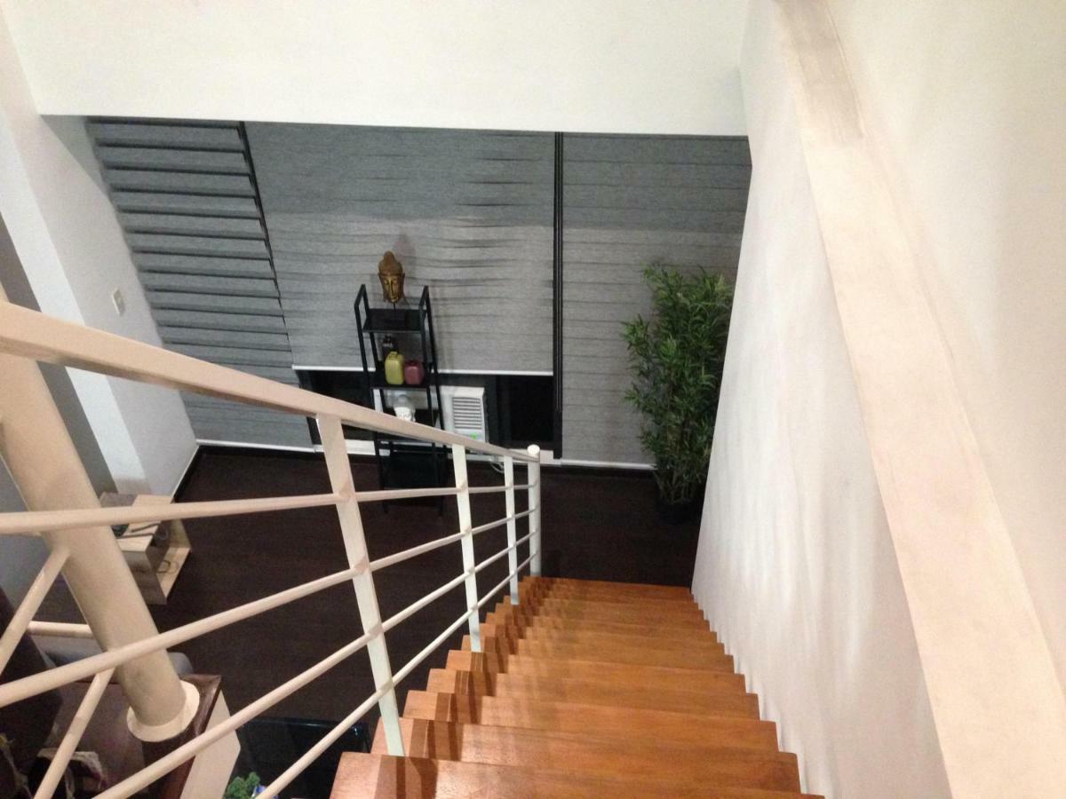 Seven Doors Aparthotels In Gramercy Makati Makati City Esterno foto